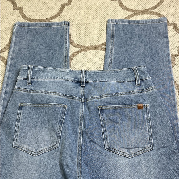 Halara Flex High Waisted Pockets Straight Leg Washed Casual Jeans , 02636266, LG - Picture 6 of 13